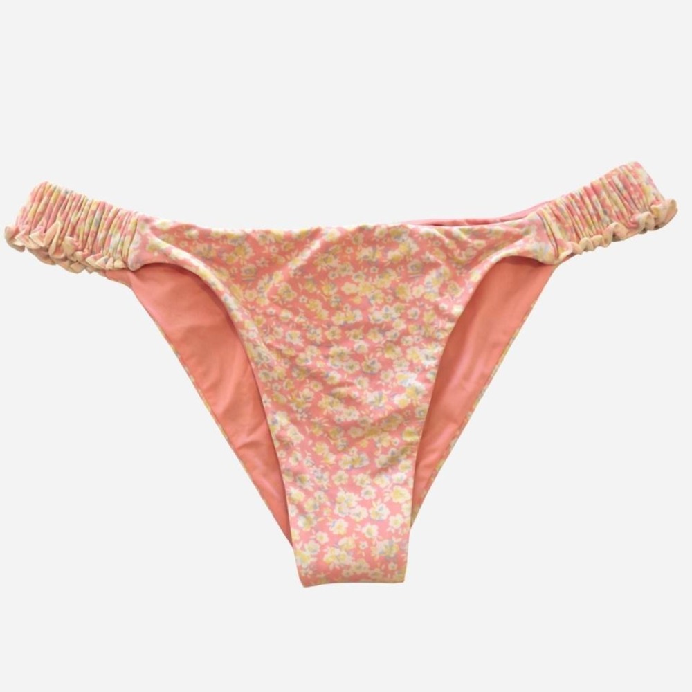 Billabong pink floral bikini bottoms Size XL